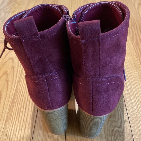 Ollio maroon faux suede booties - Picture 5 of 9